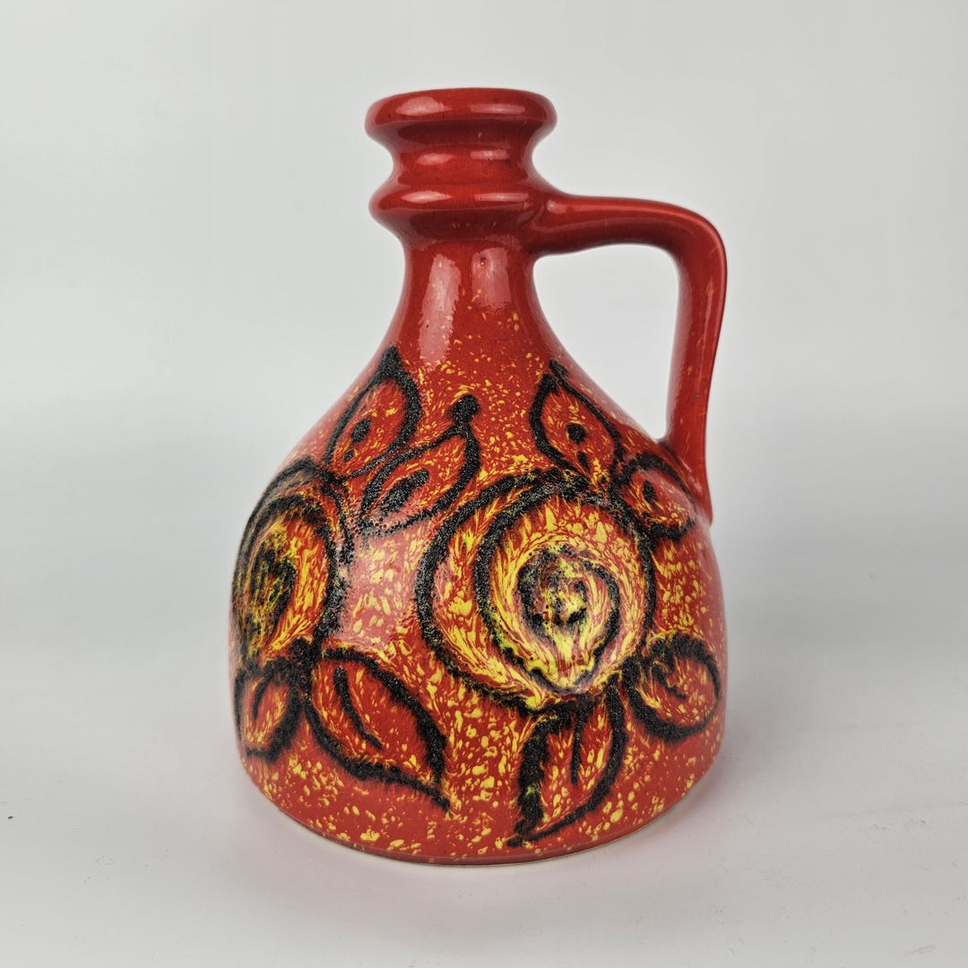 Bay Keramik社製のヴィンテージ西ドイツ製ファットラバ花瓶。モデル