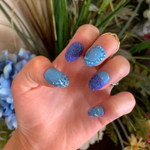 luxury press on nails light blue rhinestone sparkly baby blue nails