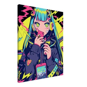 Könnte beinhalten: Eine farbenfrohe Illustration einer jungen Person mit blauen Haaren, die Kopfhörer trägt und eine schwarze Jacke mit einem Herzmotiv. Die Person hält ein rosa Telefon und schaut darauf. Der Hintergrund ist gelb und schwarz mit Blitzen.