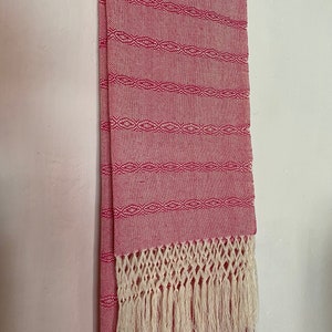 Rebozo mexicain Linea de nochebuena base et franges blanches 100 % coton fait main à Oaxaca image 3