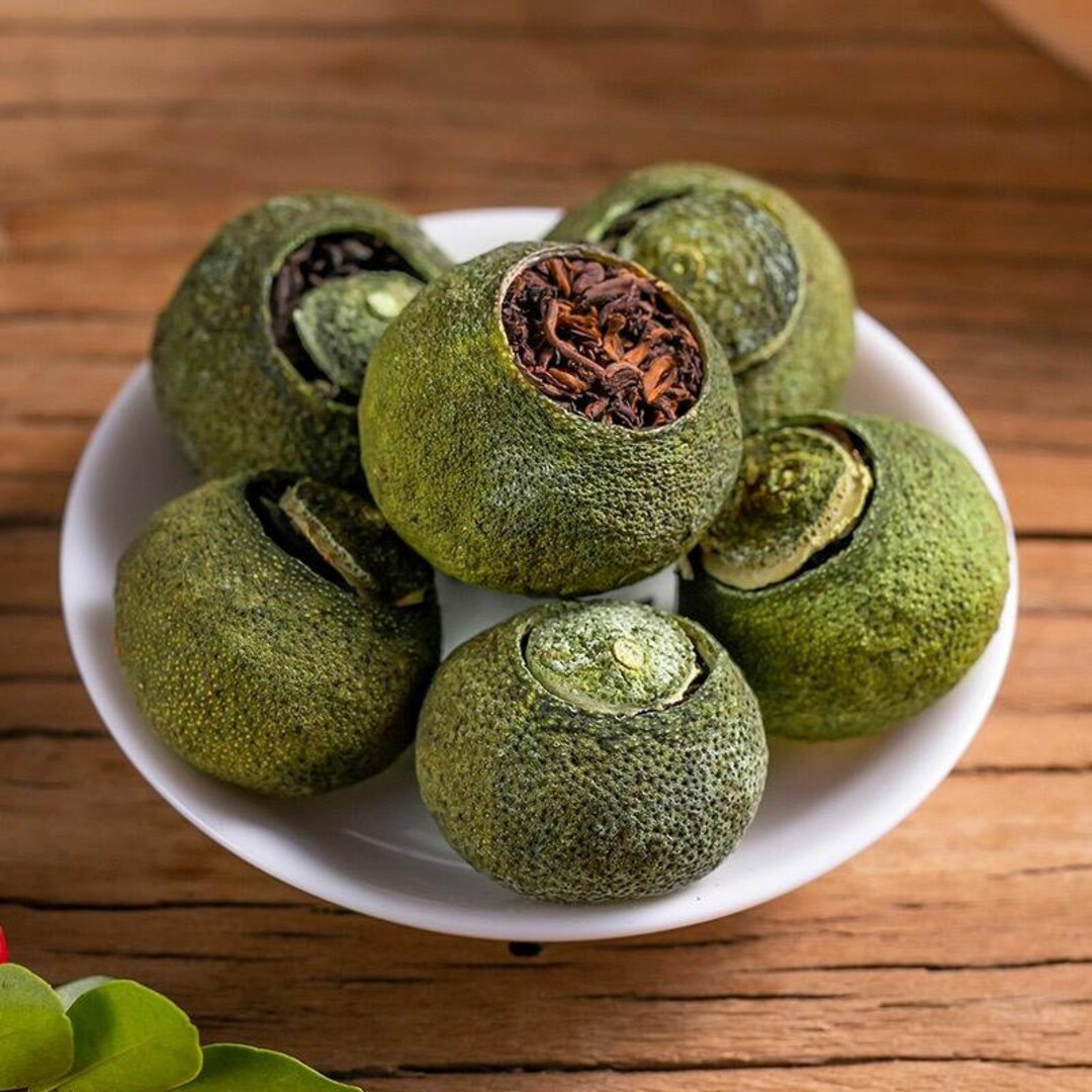 Basket OF Xiao Qing Gan Tea Sweetness in Every Sip China Xiao Qing Gan ...
