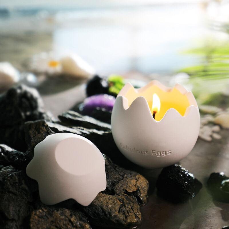 Crack Egg Candle in a White Hard Shellegg Shell Candle White Eggshell