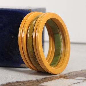 Vintage Bakelite Bangle 5 Bracelets Butterscotch Art Deco Yellow Green