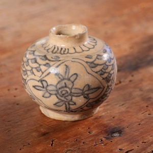 Ming Swatow Porcelain Jarlet Floral Decoration Blue and White Antique Dynasty Chinese