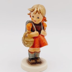 Vintage 1970&#39;s Goebel W. Germany &#39;School Girl&#39; Hummel Figurine 81/0