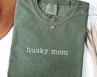 Comfort Colors Husky Mom Shirt, Husky Mom T-shirt, Husky Owner Gift, Dog Mom Shirt, Husky Lover Shirt