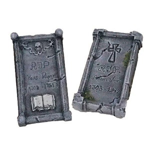 Headstones graves, cemetery, graveyard. RPG 28mm 32mm D&D terrain Undead, DnD Models, wargames, boardgames. Original Hammerlot Games models image 1