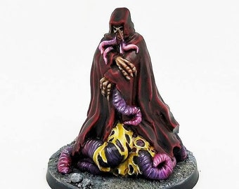 Son of Hastur miniature, 28mm 32mm. DnD Models, elder sign D&D. Arkham Dungeons, tabletop boardgames. Original Hammerlot Games models