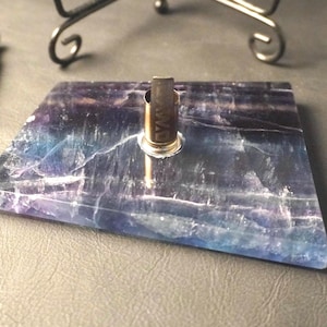 MagRock Dynavap Stand #2416 (Rainbow Flourite)