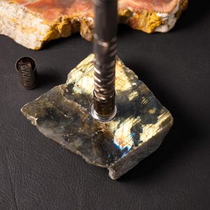 MagRock Dynavap Stand #2512 (Labradorite)