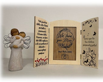 Cornice in legno apribile con decorazioni incise e bellissima frase dedicata all'Amore materno! Idea regalo perfetta per ogni mamma!