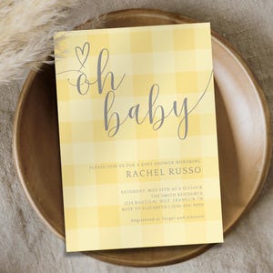 Modello di invito per baby shower a quadretti gialli, download immediato, invito stampabile minimalista digitale Oh Baby, neutro, color senape