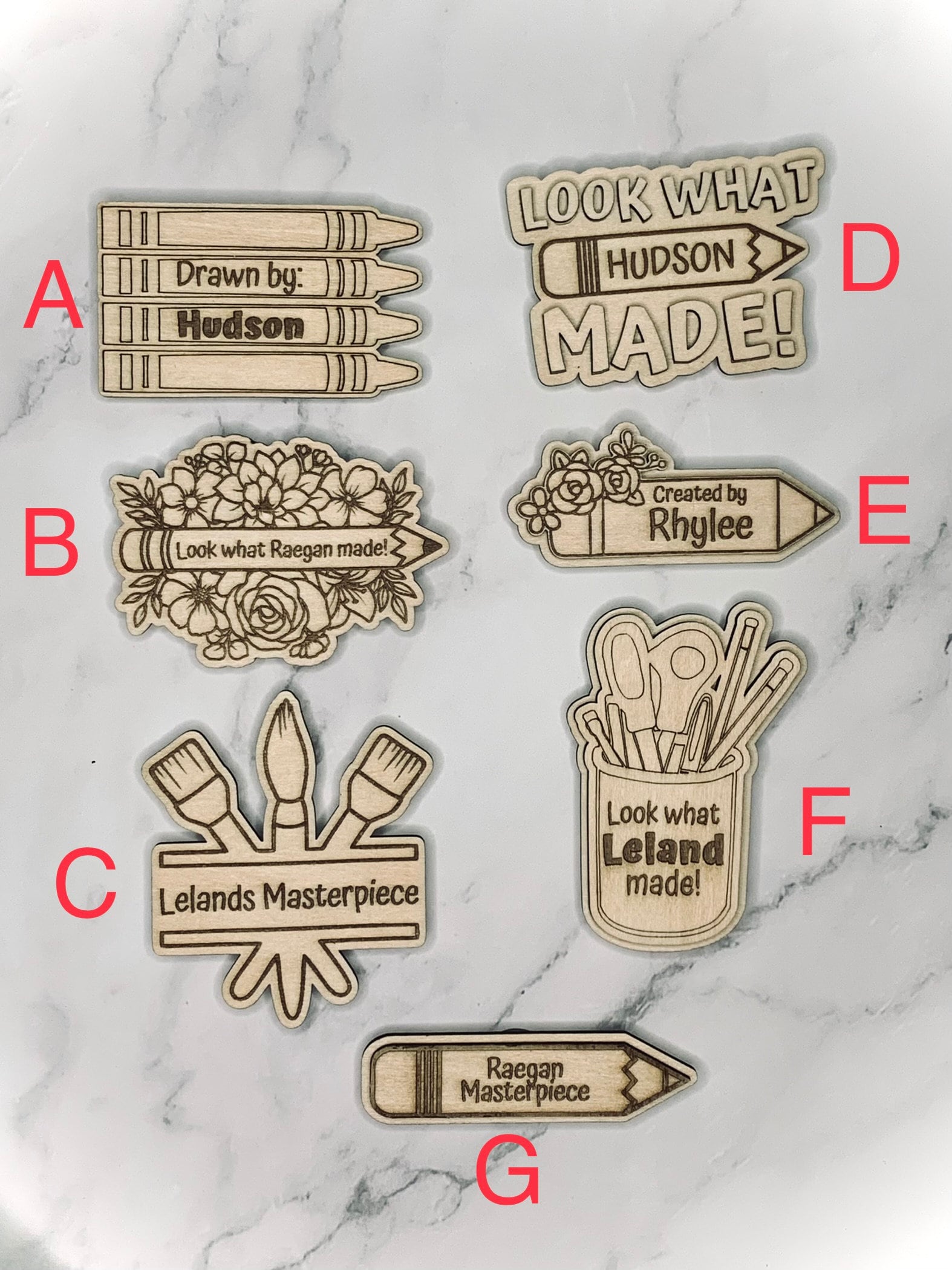 Aodebiao Lettres de l'Alphabet Magnétiques en Bois Jouet Éducatif pour Apprendre l'Orthographe Mots Réfrigérateur Aimant Ensemble Préscolaire Salle de Classe École à Domicile Fournitures