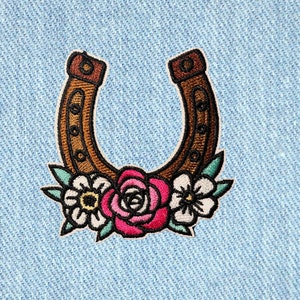Lucky Horseshoe embroidered patch!  3.25&quot;x3&quot;