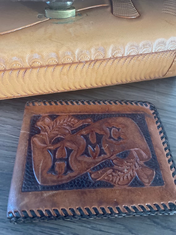 Vintage Retro Hand Tooled Leather Purse Wallet Cl… - image 9