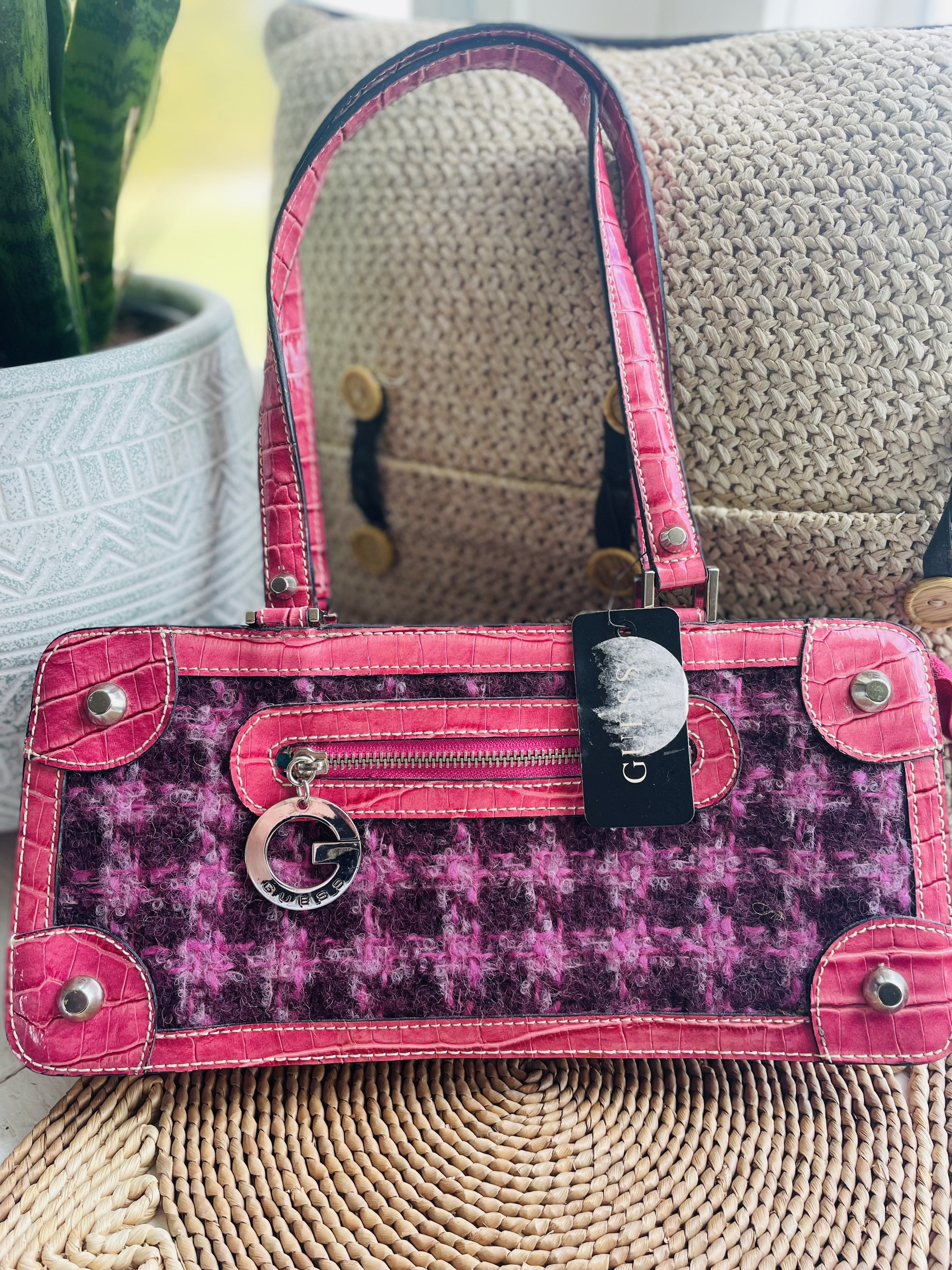 Buy GUESS Black PU Zipper Closure Womens Casual Tote Handbag | Shoppers Stop