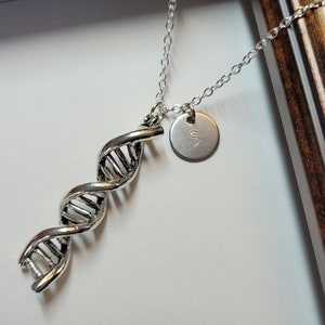 Amazon.com: 3 Prong Double Strand Graduated Diamond Necklace