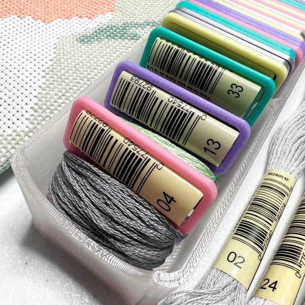 Bobbin with Label Slot | Standard Size | Floss Thread Storage | Cross Stitch, Embroidery and Needlework Organization