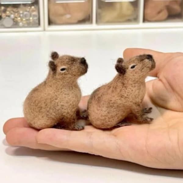2 Inches Miniature Needle Felted Capybara Figurine,Needle Felted Animals,Realistic Capybara Replica,Capybara Lovers Memorial Loss Gift