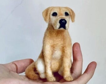 3.5 Inches Miniature Needle Felted Labrador Retriever Fgurine,Needle Felted Animal,Felt Dog Ornament,Labrador Retriever Dog Lovers Gift