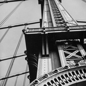 New York Vintage Black and White Print, Manhattan Bridge by Berenice Abbot from 1938. Remastered, INSTANT DOWNLOAD, vintage photograph