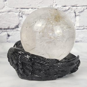 Resin Wing Sphere Holder