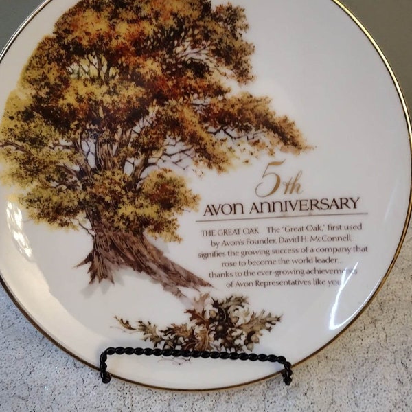 Vintage Avon Representative Five Year Anniversary Commemorative Award Plate "The Great Oak" Trimmed in Gold 1989 Avon