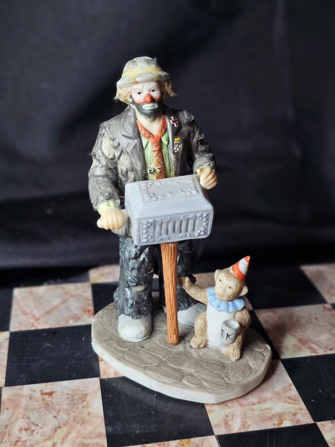 Vintage Clown Figurine Emmett Kelly Jr. Collection Porcelain