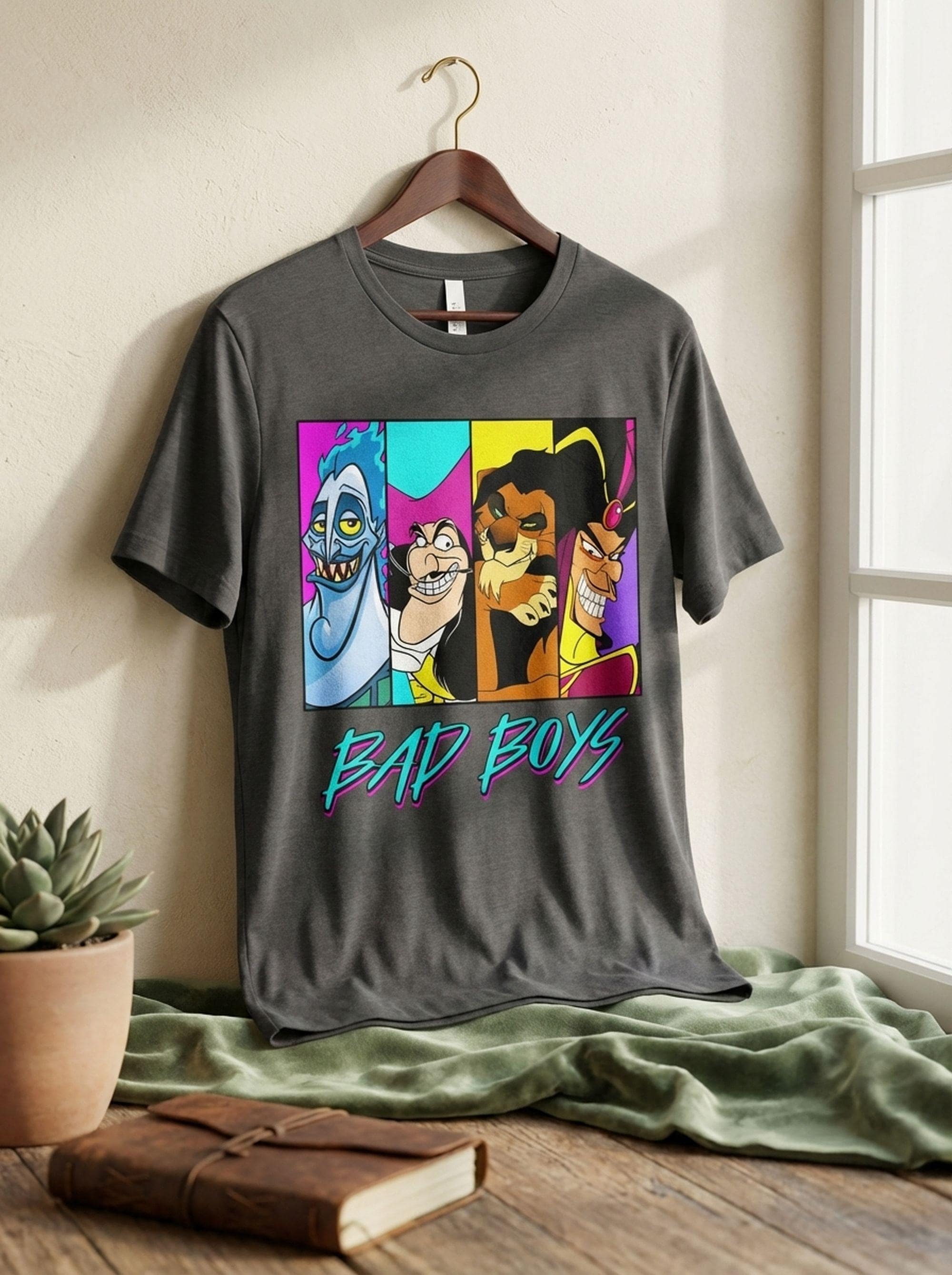 DISNEY VILLANS Bad Boys Tシャツ Retro Disney Villains Bad Boys T-shirt, Hades Captain Hook Jafar