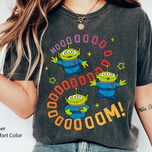 Retro 90s Alien Toy Story Mom Comfort Colors T-shirt, Funny  Mom Shirt, Mother's Day Gift For Mommy, Mom Birthday Tee, 2026 Trip