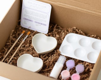 Valentines Painting Kit| Couple Date Night Box for Two| Valentines Gift Box| Gift for Couples| Sip and Paint Box| Painting Kit Gift Box