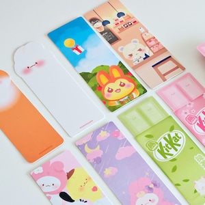 Cute bookmark, pastel, shiny, holographic, kit kat