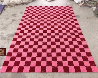 Hand Tufted Wool Pink Checkerboard Rug – Modern Grid Carpet for Bedroom