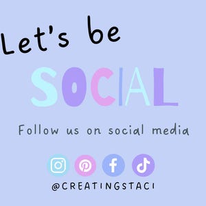 Puede incluir: Un letrero gr&aacute;fico de color morado claro con el texto negro Let's be, la palabra SOCIAL en letras grandes de color azul claro, morado y rosa, el texto Follow us on social media, cuatro iconos circulares de redes sociales y @CREATINGSTACI.