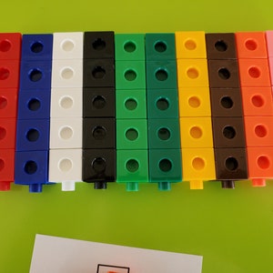 NO PREP Snap Cubes y tarjetas de actividades para habilidades motoras finas en preescolar y jardín de infantes 50 cubos más tarjetas de actividades en un contenedor de almacenamiento