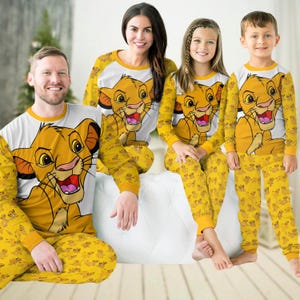 The Lion King Family Pajamas, Simba Lion Pjs Christmas, Matching Pajamas, Disney Animal Kingdom Holiday Pajamas, Pj Set Pants