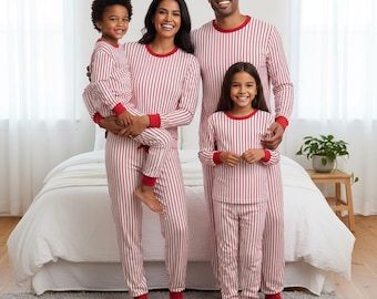 Pijama familiar listrado de Natal, pijama comprido listrado vermelho, pijama de manga comprida para as festas de fim de ano, conjunto de pijama familiar, roupa de dormir para a família, presente de Natal