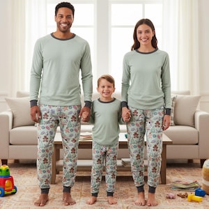 Christmas Family Pajamas, Gingerbread Long Pajamas, Green Long Tee & Pants PJs, Family Matching Pajamas Set, Pajama Family Gift