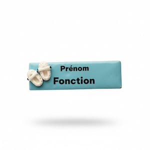 Badge prénom personnalisé – Deux petites crocs Fimo – Badge professionnel – Couleur et attache au choix