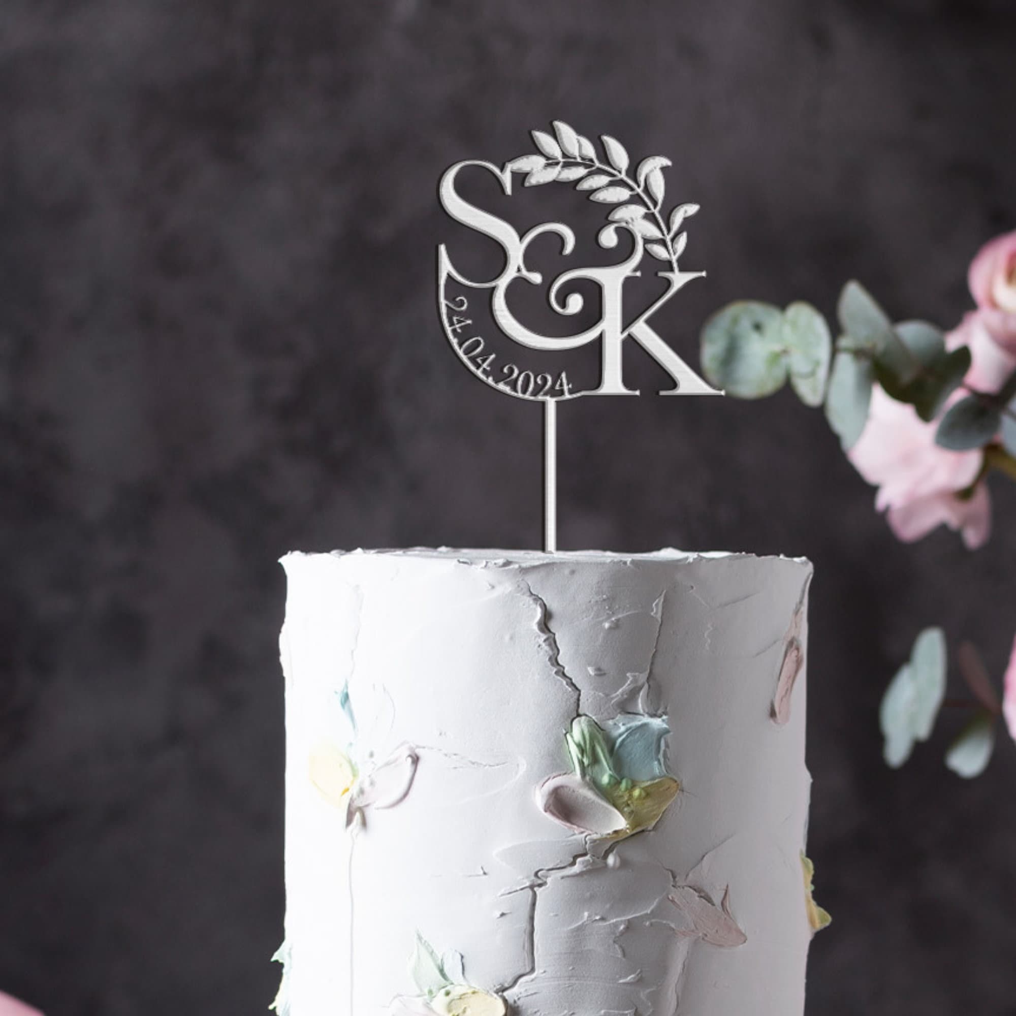 💖Buy 2 Free Shipping💖Wooden Wedding or Engagement Cake Topper with a Date and Initials Anniversary Personalised Custom Engagement Wood Decor Bridal Shower
