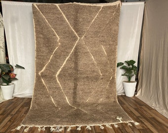 Handmade Beni Ourain Rug: Gray and White Moroccan Wool (Large Size)