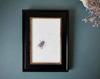Minimalist Wall Art Print of a Fly, Insect Artwork in Vintage Style Frame, Modern Art Deco Gallery Wall, Retro Home Decor for New Home Gift