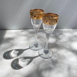 Vintage Cristalleria Fratelli Fumo Shot Glasses with Twisted Stems X 2, Regina Ricamo Oro, Clear Liqueur Glasses with 24K Gold Band