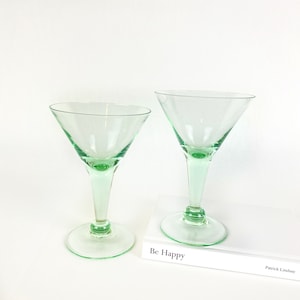Vintage Harlekin Martini-Gläser X 2 I Grün gefärbte Retro Martini-Gläser I Retro Trinkgläser
