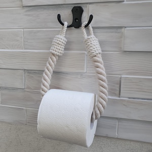 Porta carta igienica fatto a mano in corda di cotone bianco con gancio in metallo..Arredo bagno minimalista ed ecologico..Porta asciugamani