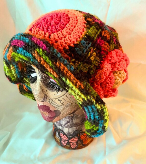 Flower Power Bucket Hat - Etsy display picture 1