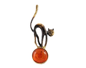 Amber Brooch Cat on a ball.