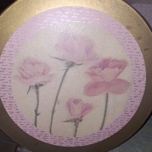 Beautiful Vintage Floral Hat Box