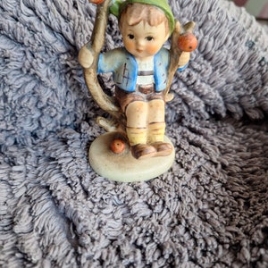 Apple Tree Boy Hummel German Figureen