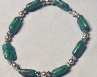 Bracciale con perline turchesi africane - Gioielli impilabili boho fatti a mano